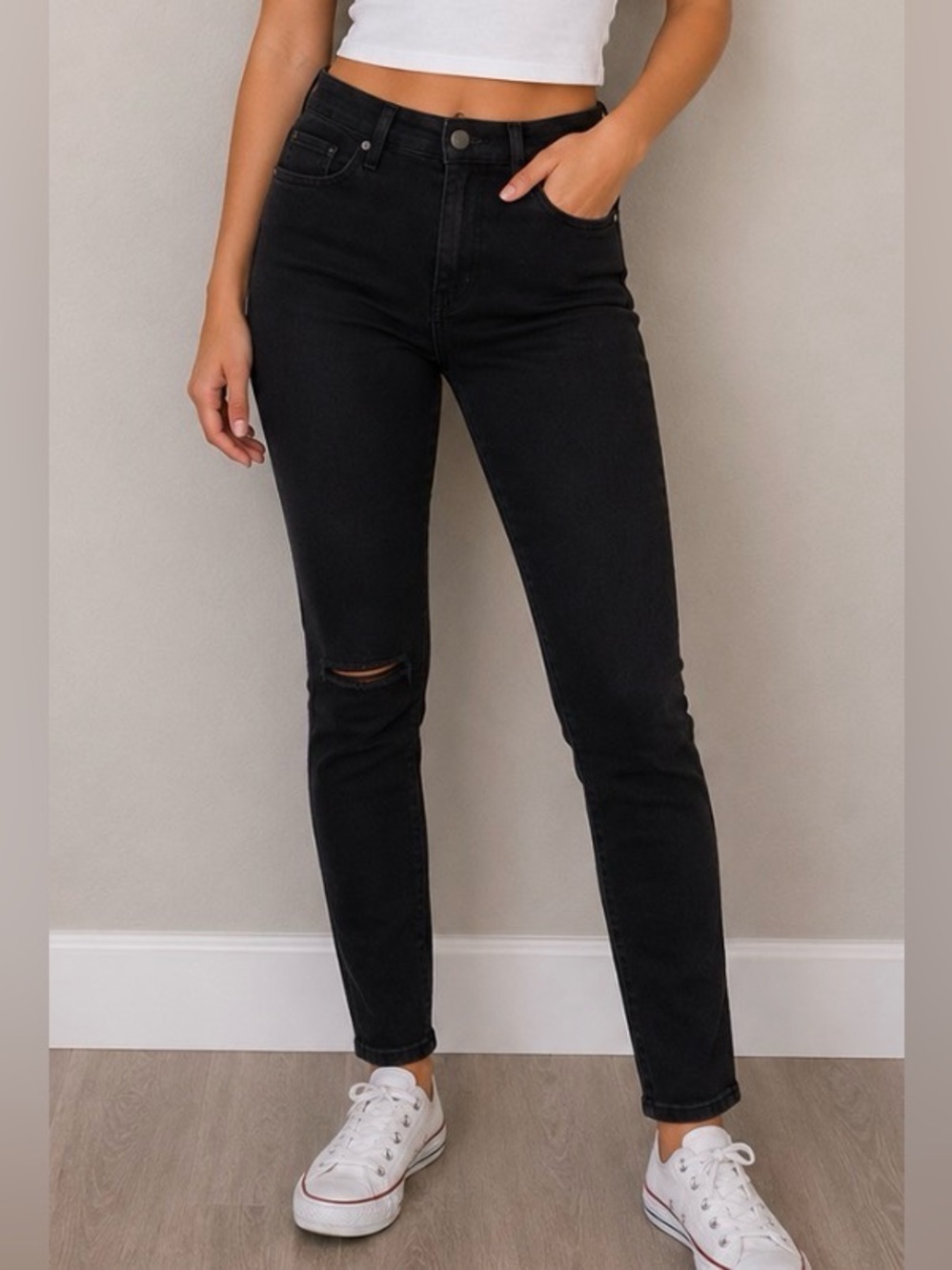 American Eagle Jeans Black Super Hi Rise Jegging Vintage Skinny Distressed Short